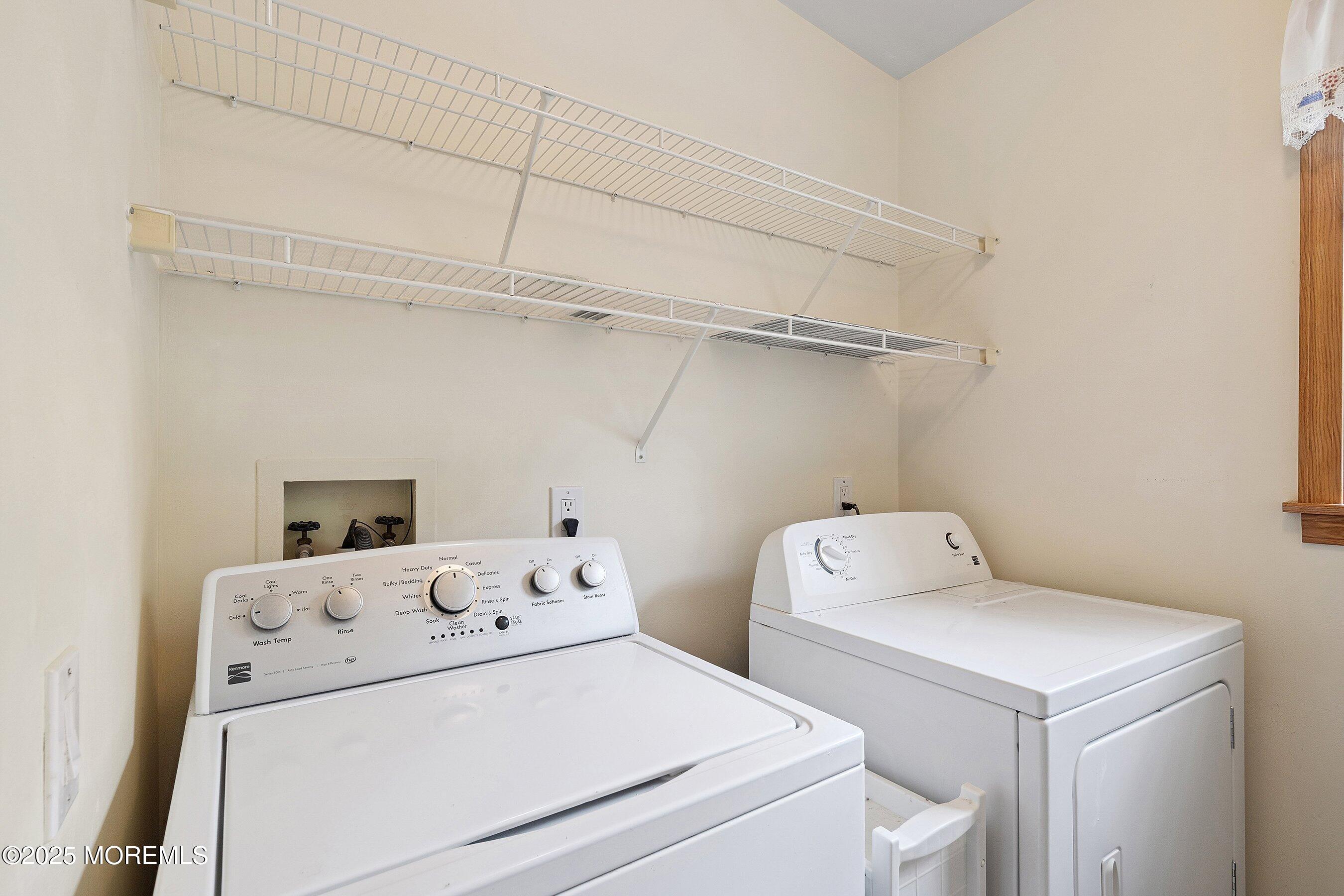 12 Copperfield Drive Cream Ridge, NJ 08514 - Photo 25 of 33 a utility room with dryer and washer