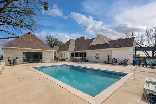 $1,650,000 | 823 Frenchtown Road, Argyle, TX 76226