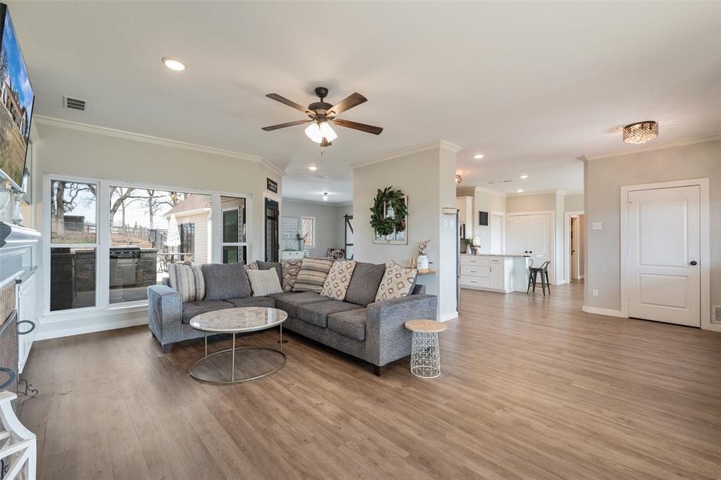 823 Frenchtown Road Argyle, TX 76226 - Photo 5 of 40