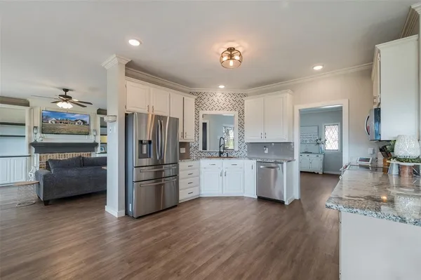 $1,650,000 | 823 Frenchtown Road, Argyle, TX 76226