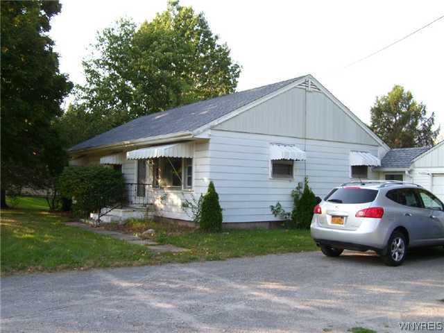 7333 Ridge Road Hartland, NY 14094 - Photo 1 of 1 Exterior Front