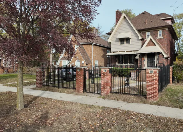 $195,000 | 18968 Pennington Drive, Detroit, MI 48221