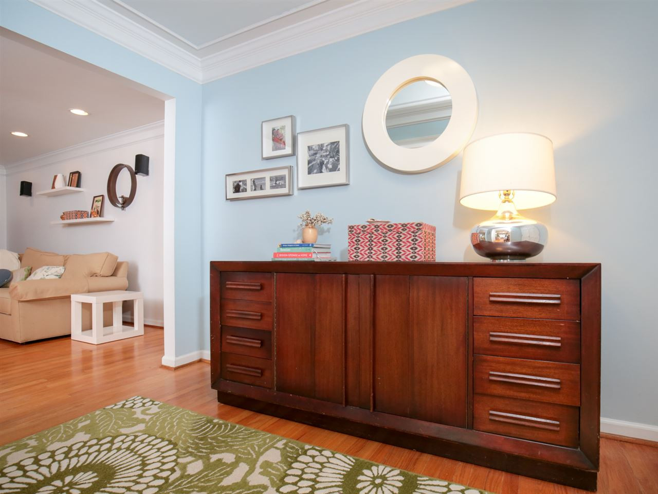 312 Glen Valley Road Raleigh, NC 27609 - Photo 5 of 25 Entry