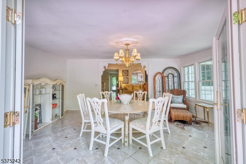 31 Shephard Way Bernards, NJ 07920 - Photo 12 of 30
