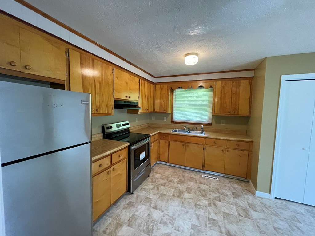 628 Ridge Road Johnston, SC 29832 - Photo 6 of 16