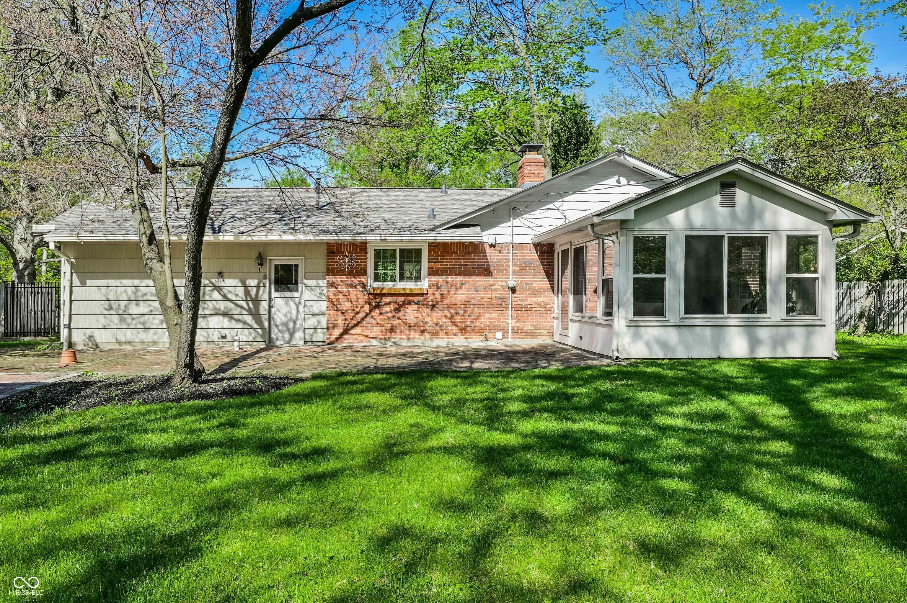 9221 North Delaware Street Indianapolis, IN 46240 - Photo 23 of 24