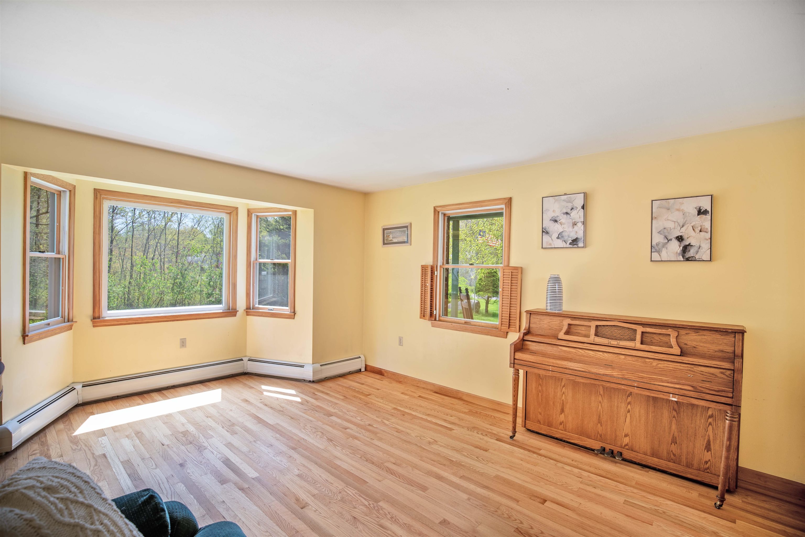 64 Linden Street Exeter, NH 03833 - Photo 9 of 37 Gallery Image 9
