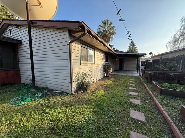 $425,000 | 885 Del Monte Court, Manteca, CA 95336