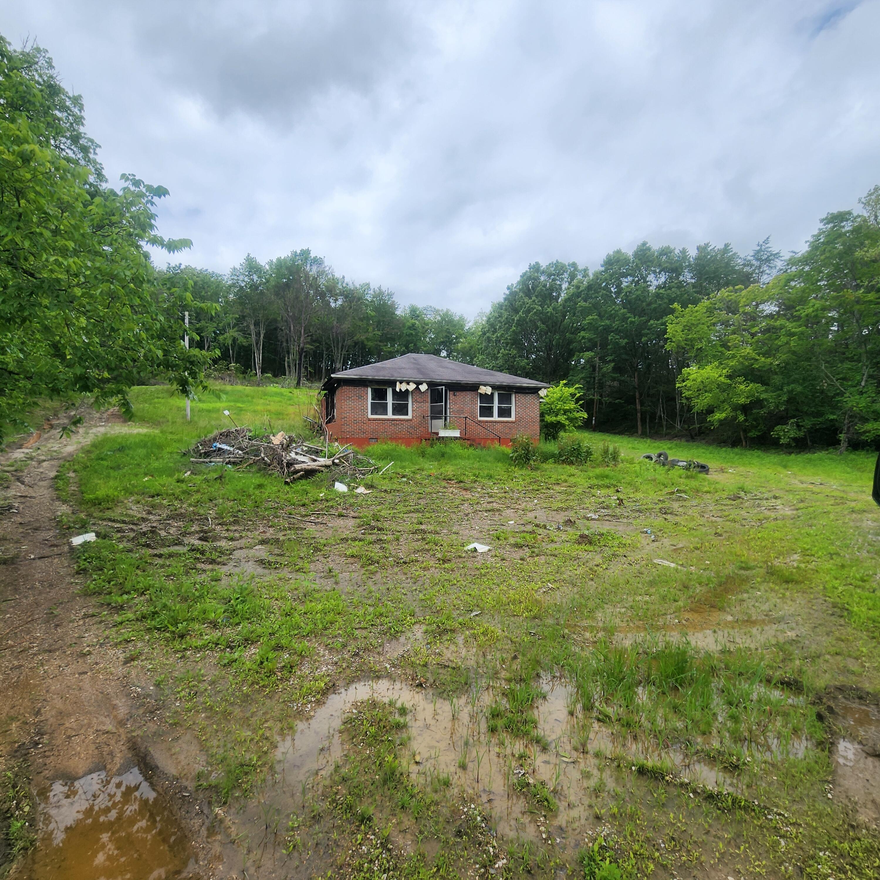 120 Winston Road Irvine, KY 40336 - Photo 1 of 9 20250528_134448