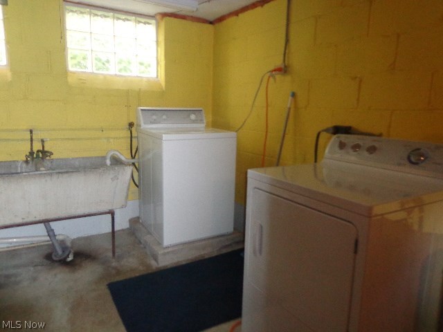 4366 Silsby Road University Heights, OH 44118 - Photo 21 of 23 Laundry area of basement. B-dry transferable warranty and appliance stay!
