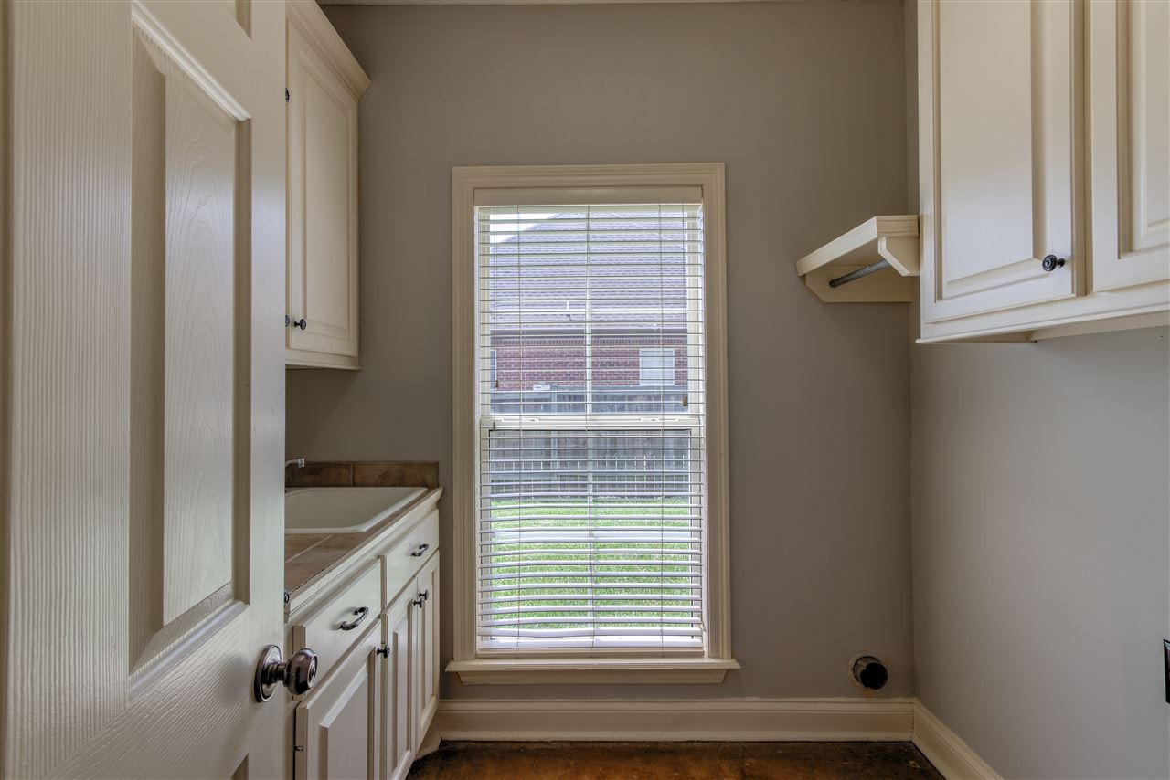 550 Holly Bush Road Brandon, MS 39047 - Photo 7 of 49 Photo 7