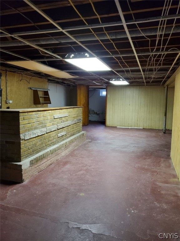 201 Tolbert Drive Clay, NY 13212 - Photo 17 of 22 Potential galore!!!