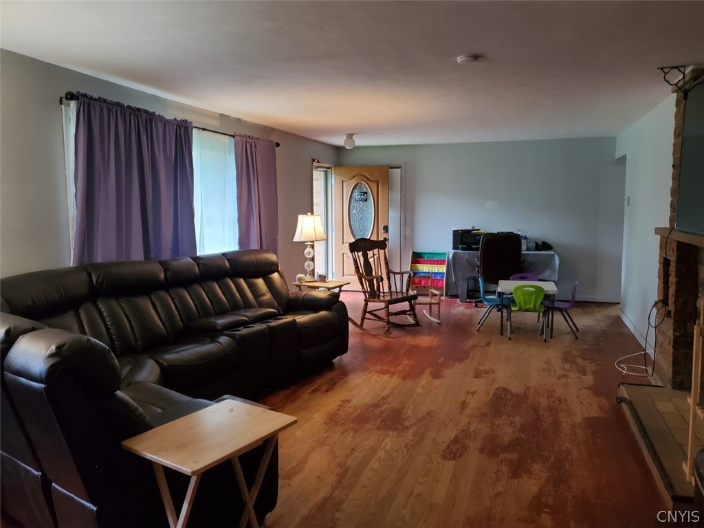 201 Tolbert Drive Clay, NY 13212 - Photo 5 of 22 Huge living room \ dining room combination--and th