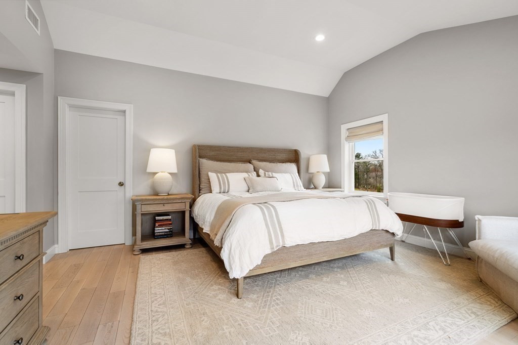 7 Woodlands Road Salem, MA 01970 - Photo 34 of 42 Gallery Image 34