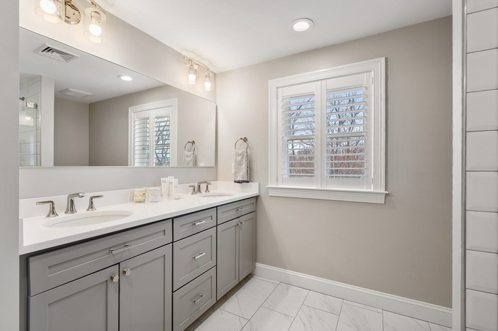 7 Woodlands Road Salem, MA 01970 - Photo 38 of 42 Gallery Image 38