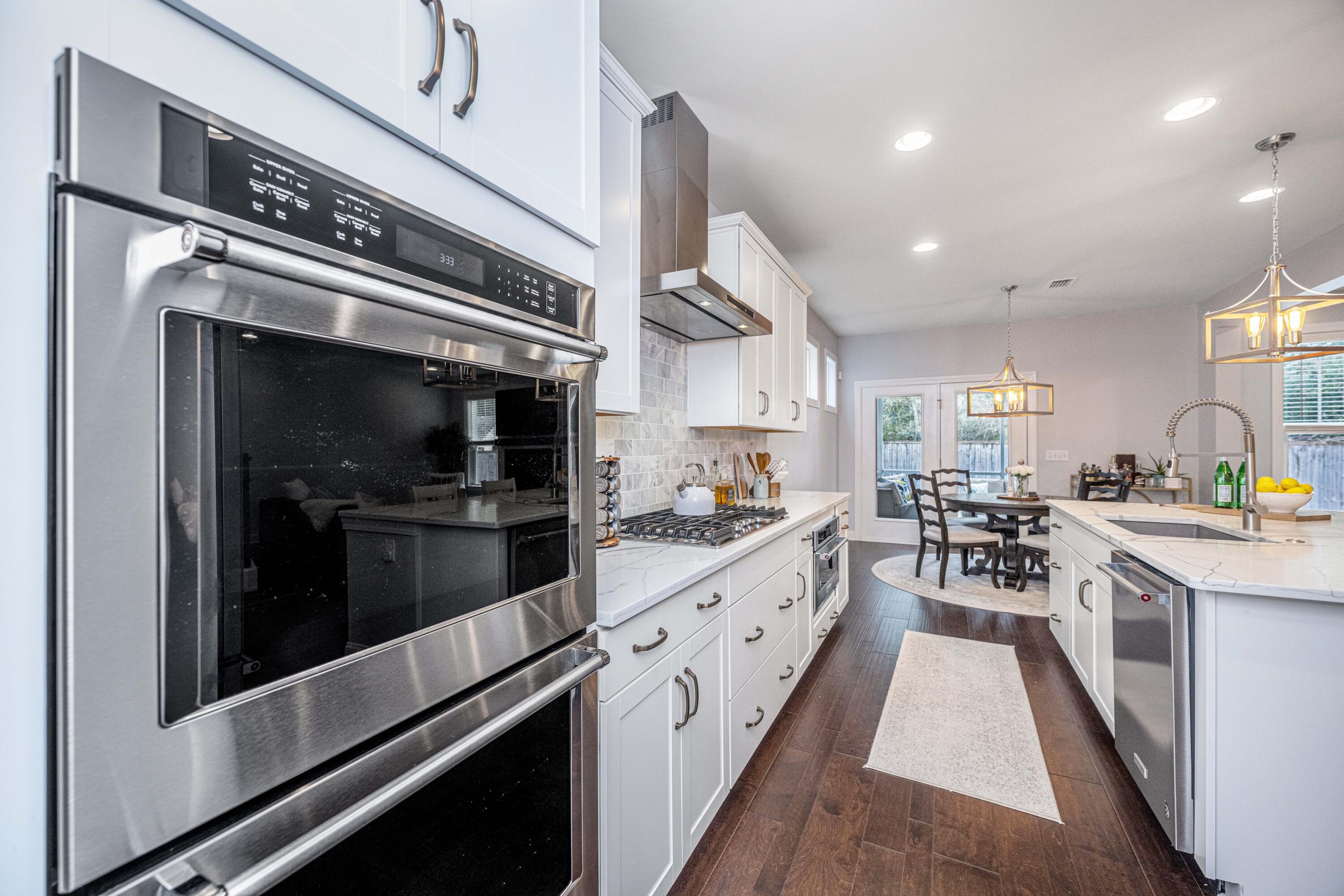 1253 Gannett Road Mount Pleasant, SC 29464 - Photo 10 of 47 Double ovens