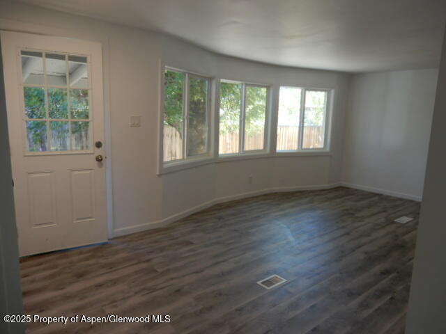 2955 Cedar Place Grand Junction, CO 81504 - Photo 3 of 17 Entry/LR