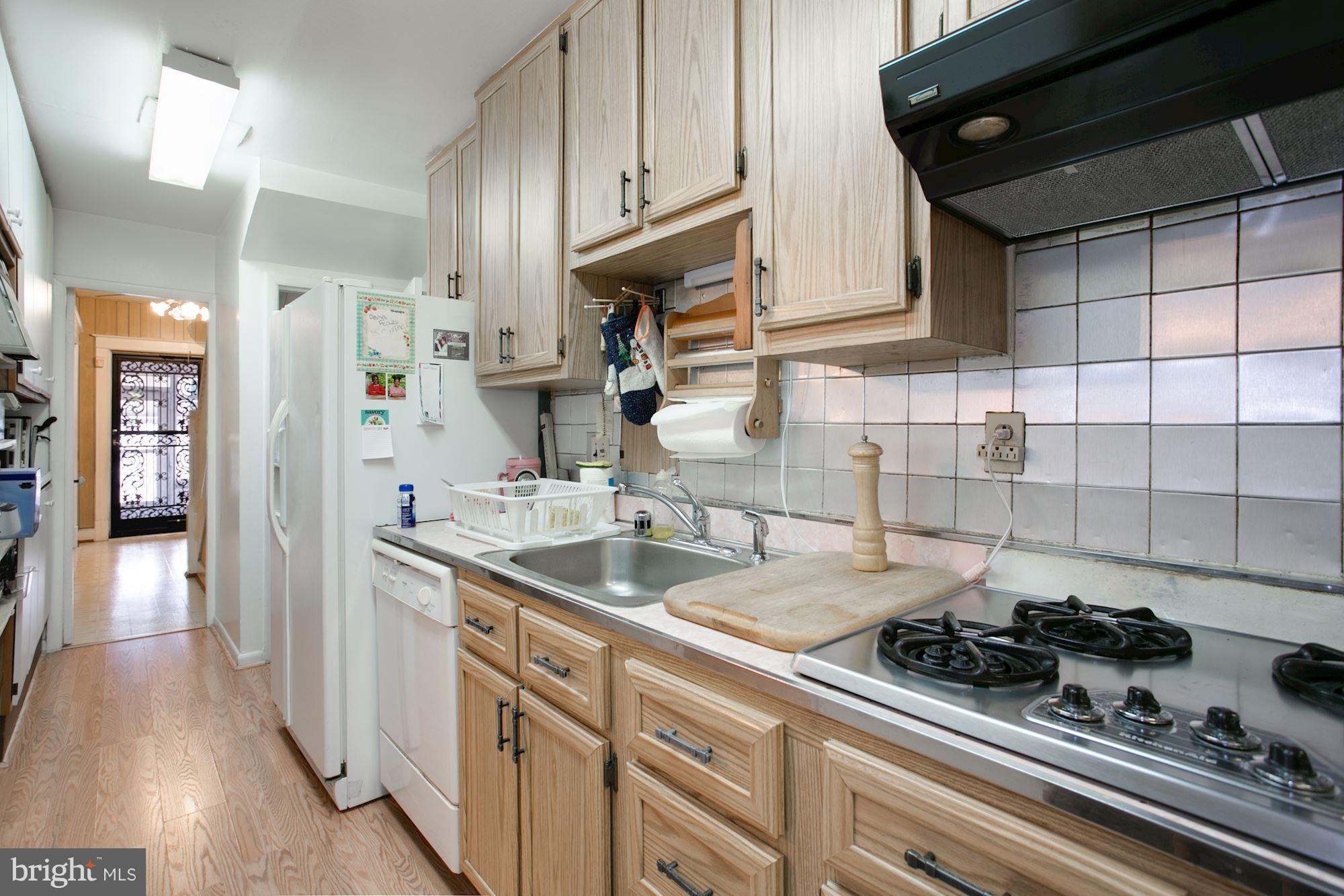 805 Decatur Street Northwest Washington, DC 20011 - Photo 13 of 30 Kitchen