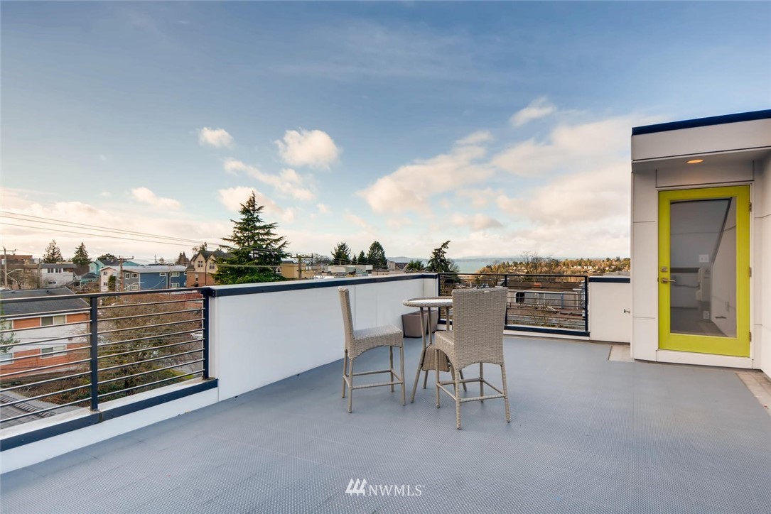 916 West Howe Street Seattle, WA 98119 - Photo 21 of 25 Gallery Image 21