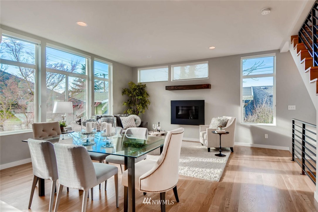 916 West Howe Street Seattle, WA 98119 - Photo 5 of 25 Gallery Image 5