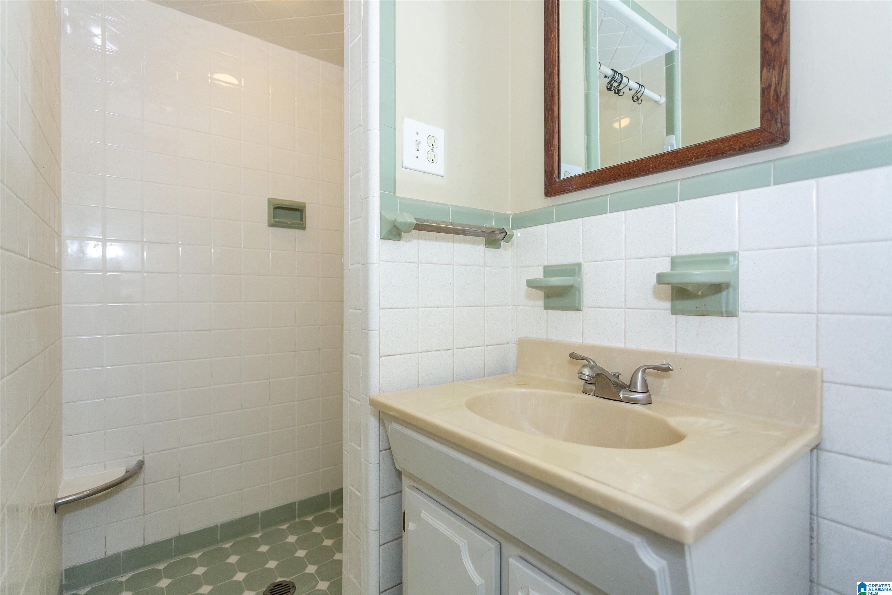 1904 Thornhill Road Fultondale, AL 35068 - Photo 29 of 47