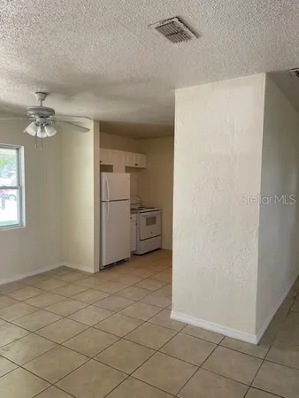 $2,195 | 4894 31st Street North, St. Petersburg, FL 33714