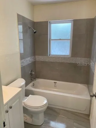 $2,195 | 4894 31st Street North, St. Petersburg, FL 33714
