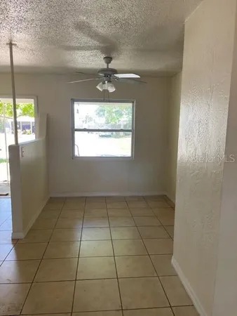 $2,195 | 4894 31st Street North, St. Petersburg, FL 33714