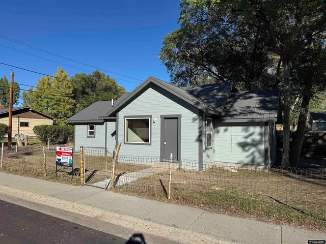 $136,000 | 211 North 10th Street East, Riverton, WY 82501