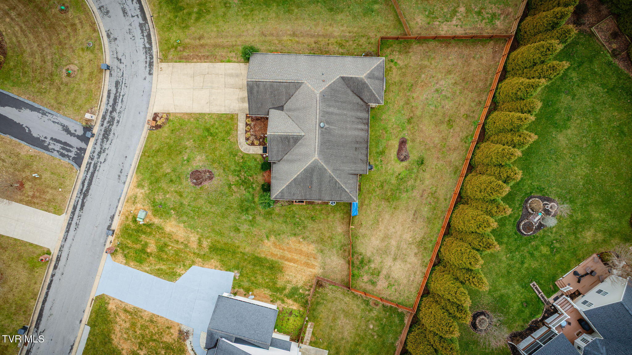 220 Haley Walk Bristol, TN 37620 - Photo 36 of 36 105