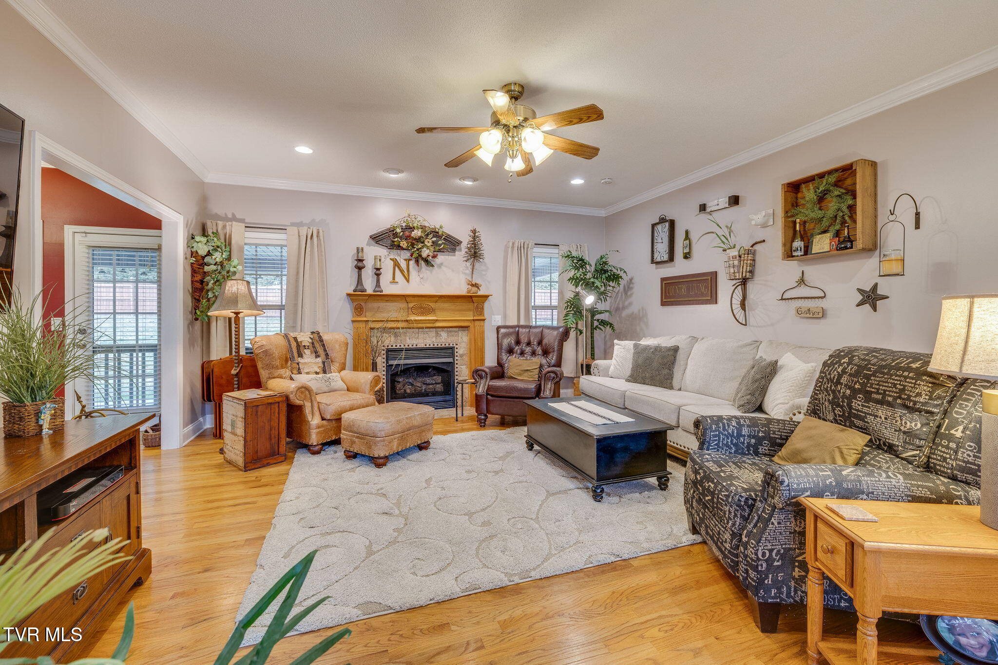 220 Haley Walk Bristol, TN 37620 - Photo 6 of 36 005