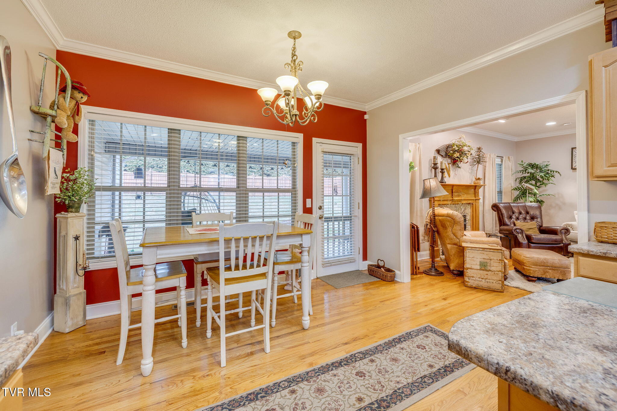 220 Haley Walk Bristol, TN 37620 - Photo 10 of 36 009