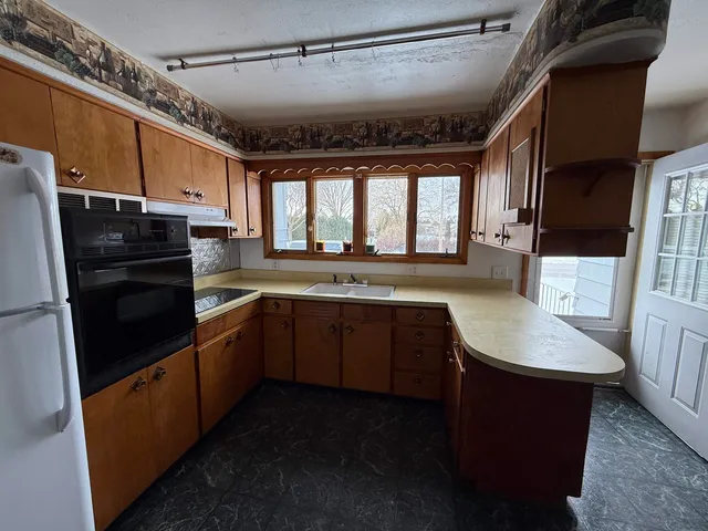 $149,900 | 2310 18th Street, Menominee, MI 49858