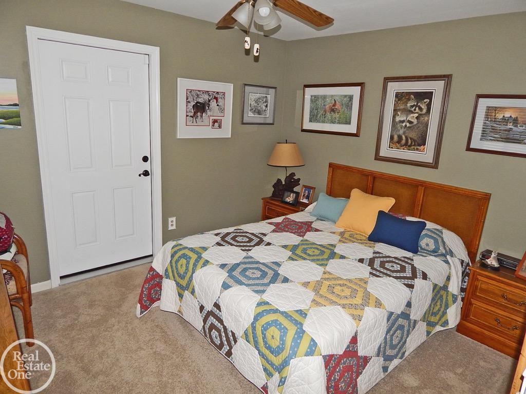 987 Wexford Way Rochester Hills, MI 48307 - Photo 11 of 27
