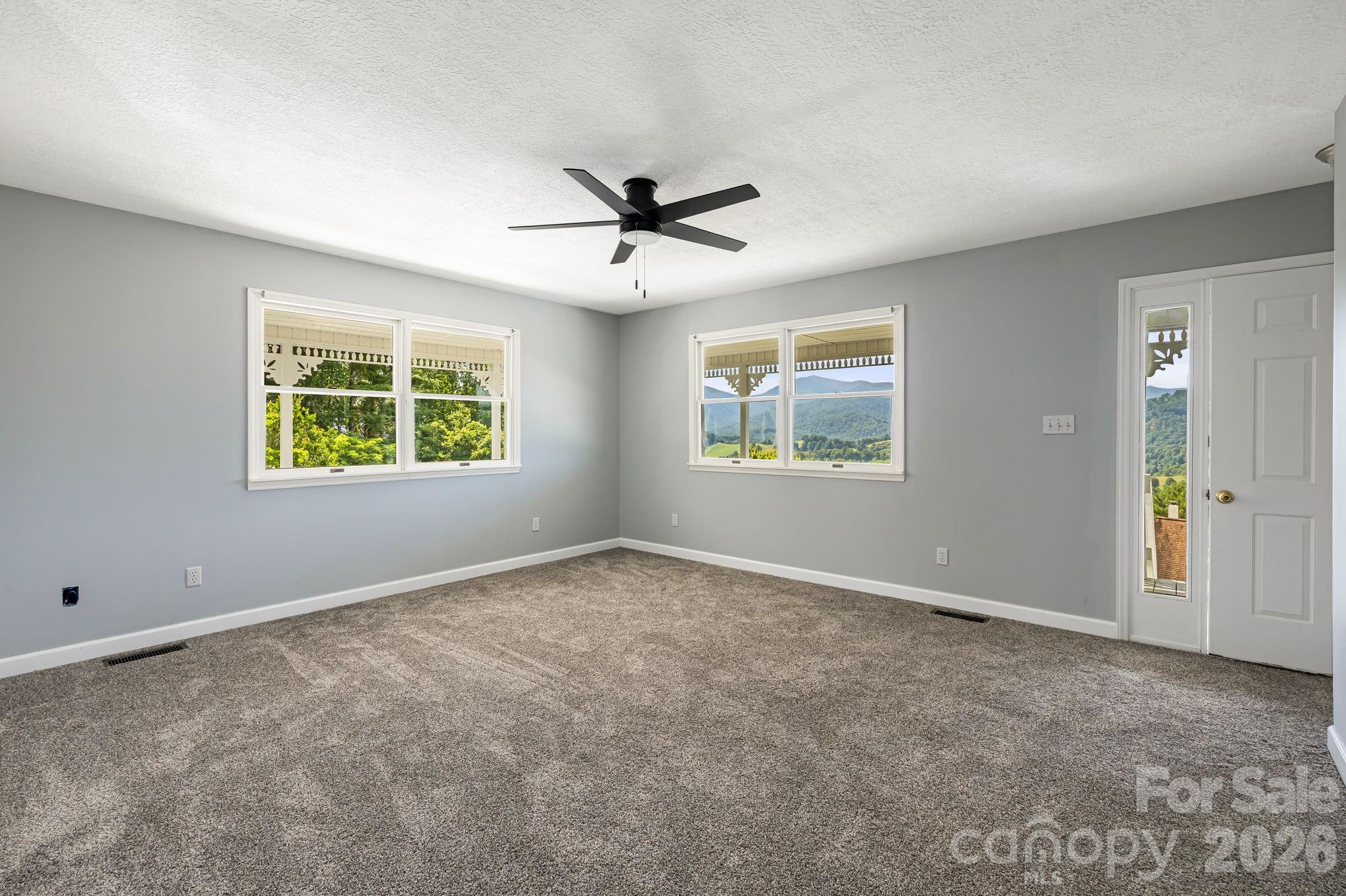 95 Friendship Road Burnsville, NC 28714 - Photo 10 of 36 Gallery Image 10