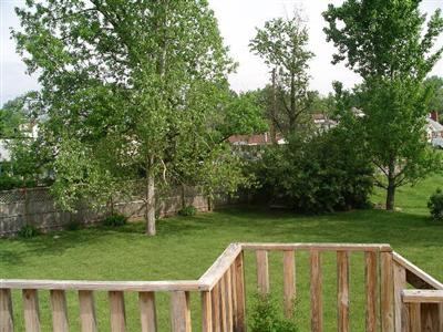 127 Ridge Road Versailles, KY 40383 - Photo 25 of 55 neighbors are close (but not too close)