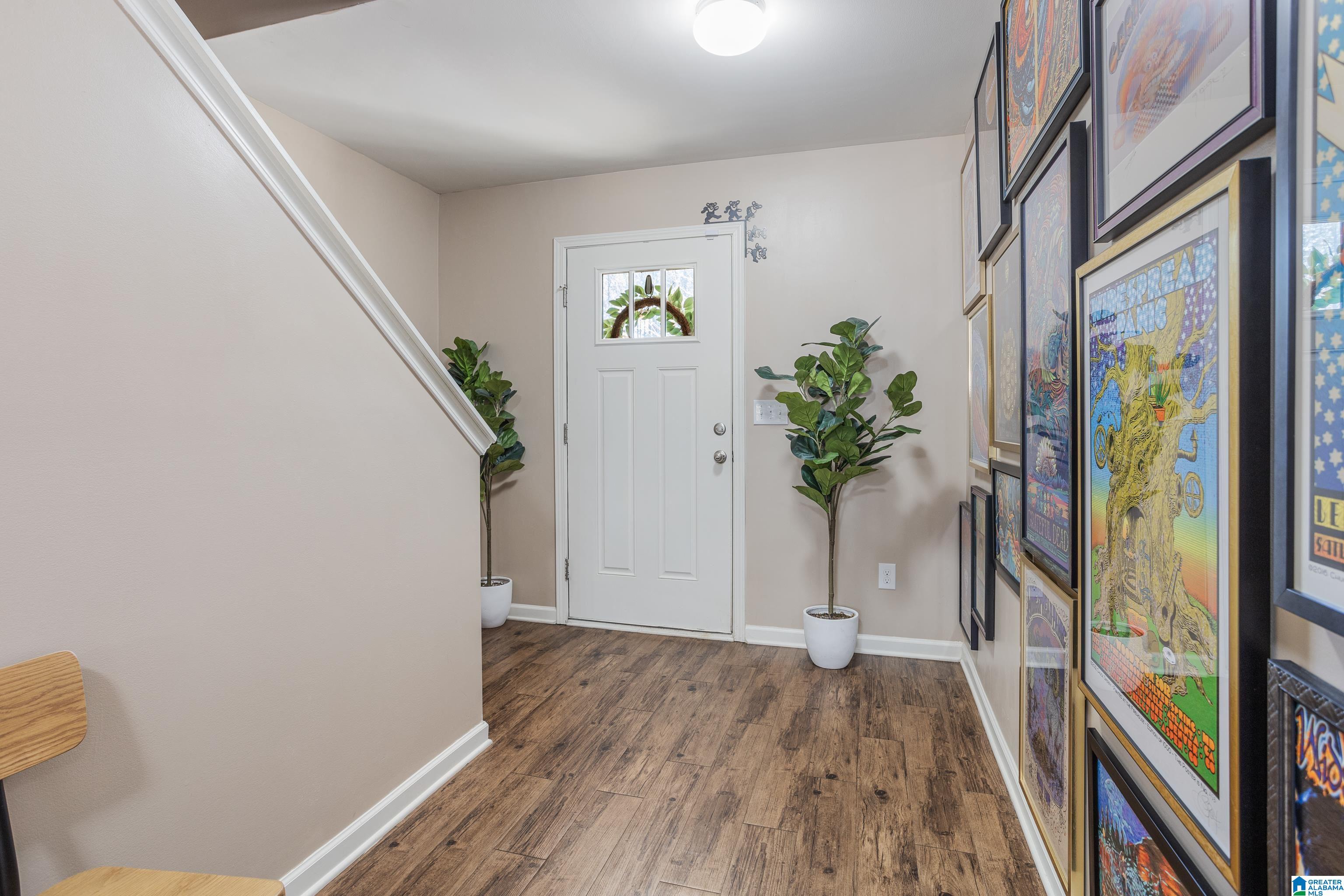 308 Reed Way Kimberly, AL 35091 - Photo 4 of 47 Gallery Image 4