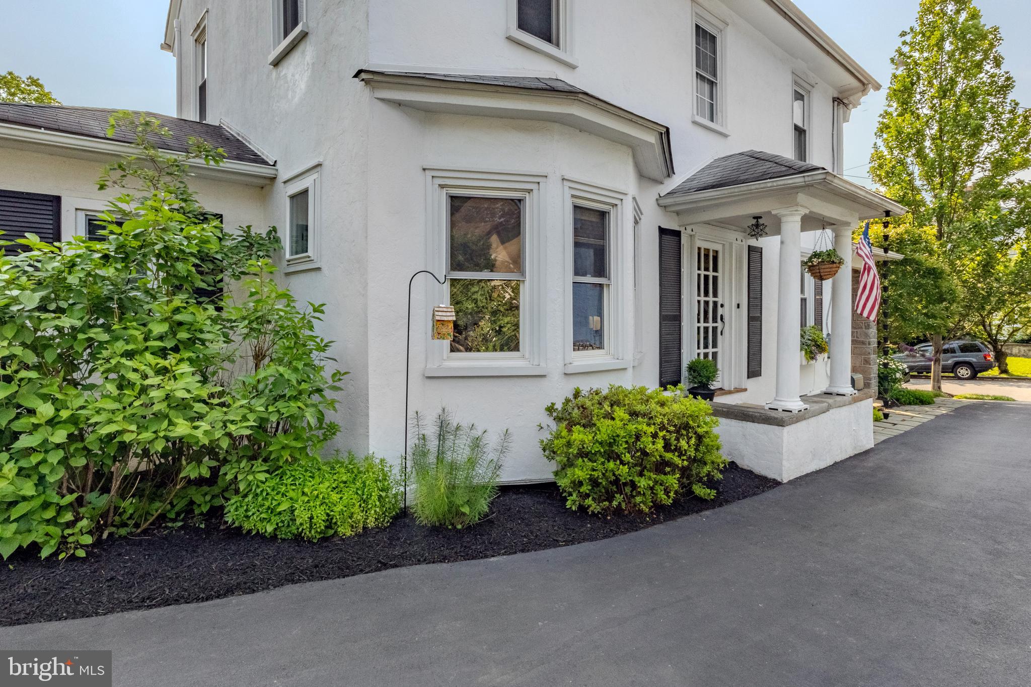 536 Kathmere Road Havertown, PA 19083 - Photo 3 of 45 front view of a house