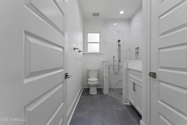 $689,988 | 500 Oak Haven Drive, Long Beach, MS 39560