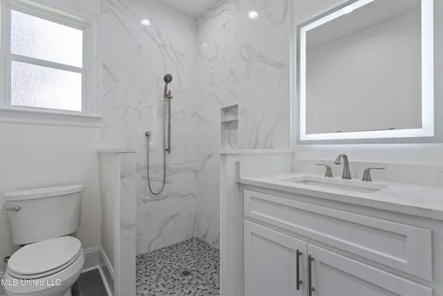 $689,988 | 500 Oak Haven Drive, Long Beach, MS 39560