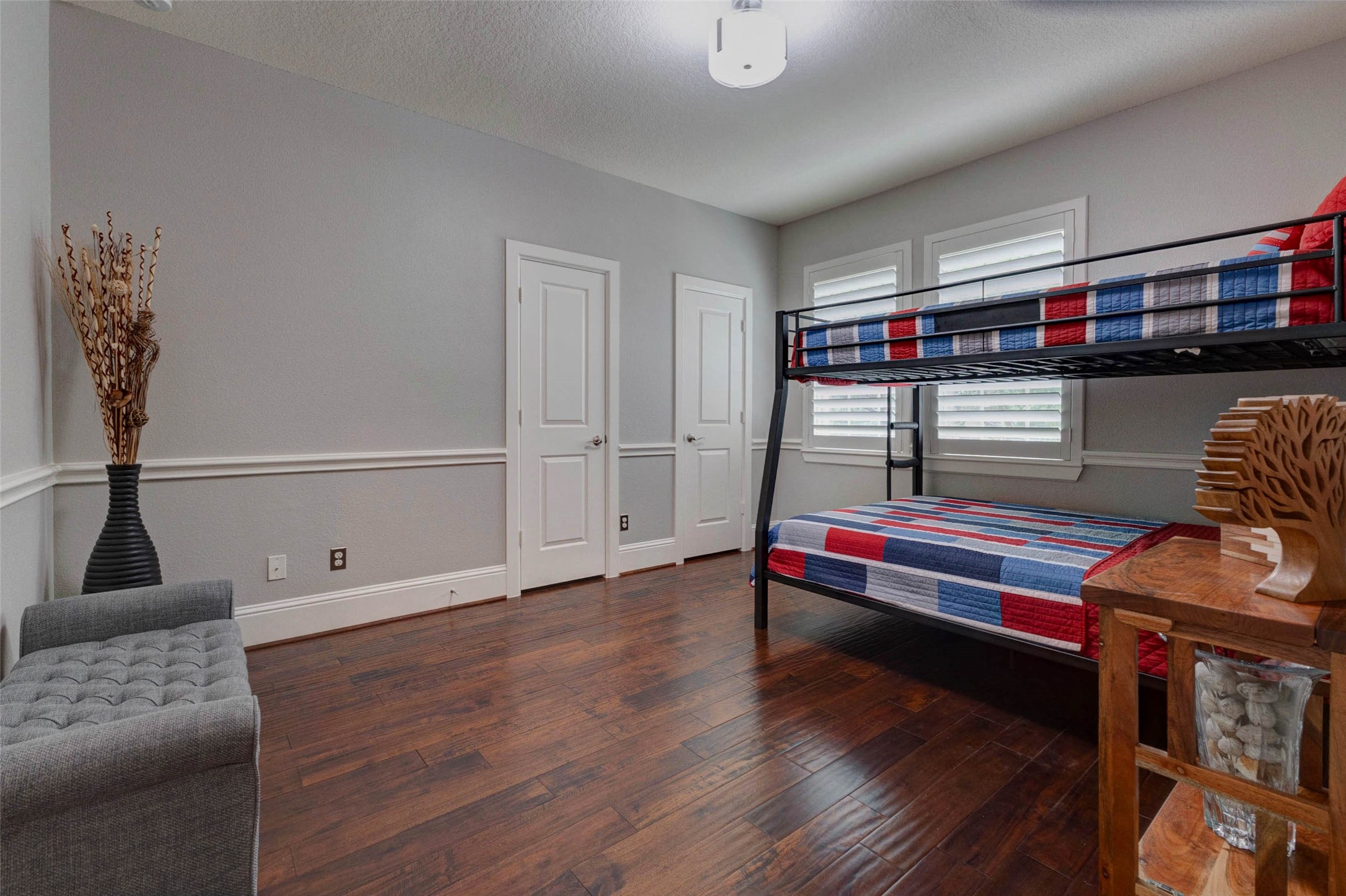 27602 Guthrie Ridge Lane Katy, TX 77494 - Photo 38 of 50 Versatile secondary bedroom#4 offers a flexible space ideal for guests or accommodating multiple sleepers.