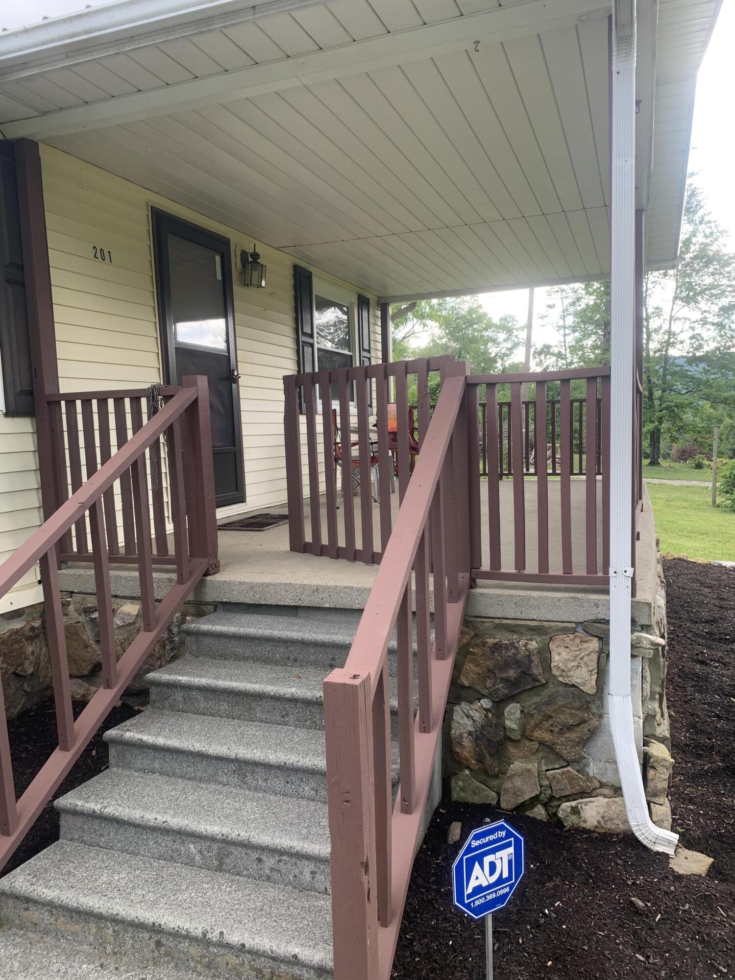 201 Cannonball Road Somerset, KY 42501 - Photo 20 of 21 5996B34C-5927-434C-AB75-9EC470870503