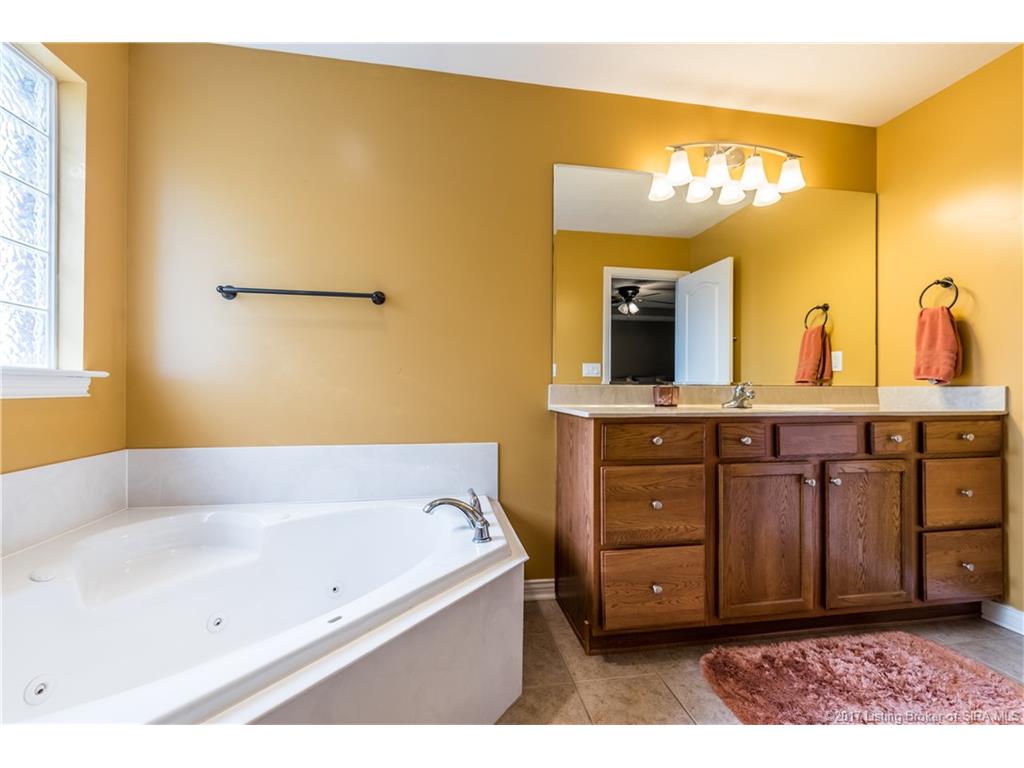 5604 Raintree Ridge Jeffersonville, IN 47130 - Photo 21 of 29 Gallery Image 21