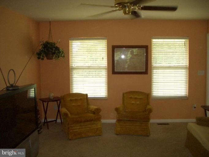 1698 Tisdale Road Louisa, VA 23093 - Photo 7 of 26 Living Room