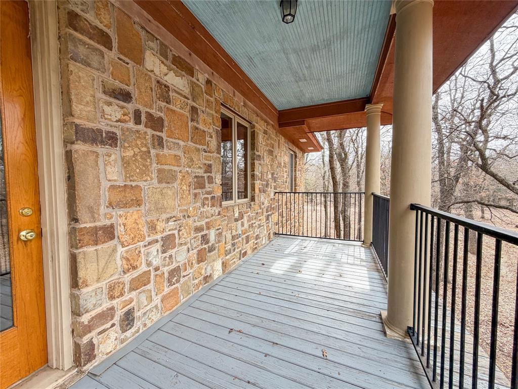 322 Wild Wood Drive Decatur, TX 76234 - Photo 19 of 39 a view of an entryway
