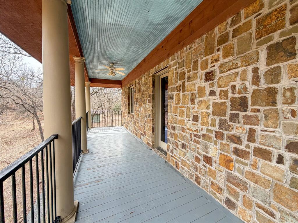 322 Wild Wood Drive Decatur, TX 76234 - Photo 28 of 39 a view of a balcony