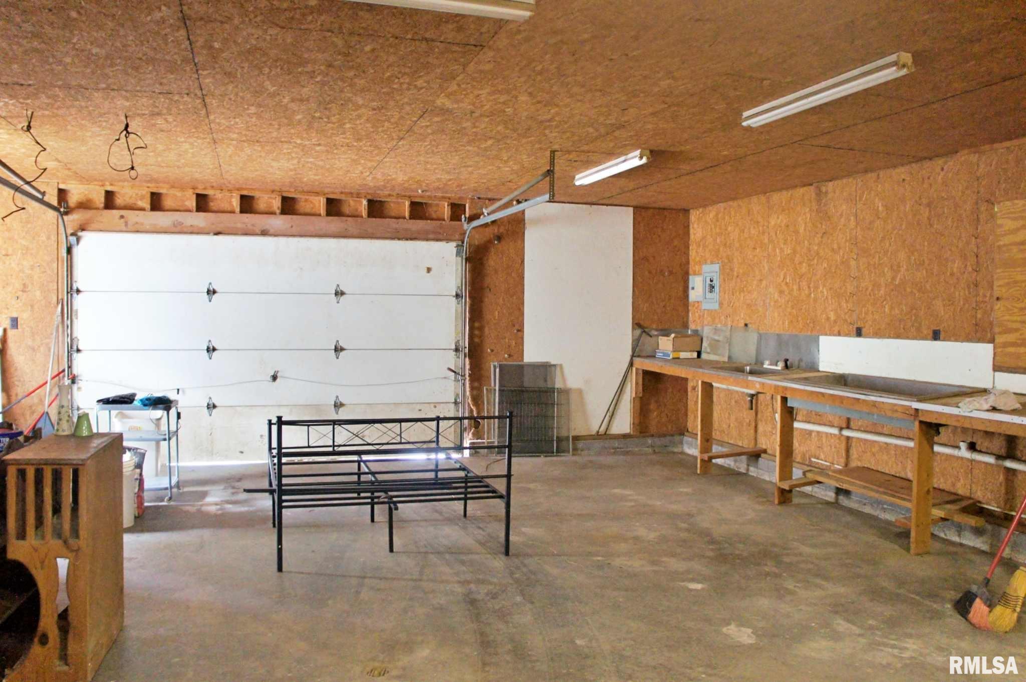 207 Butler Street Metropolis, IL 62960 - Photo 6 of 23 Gallery Image 6