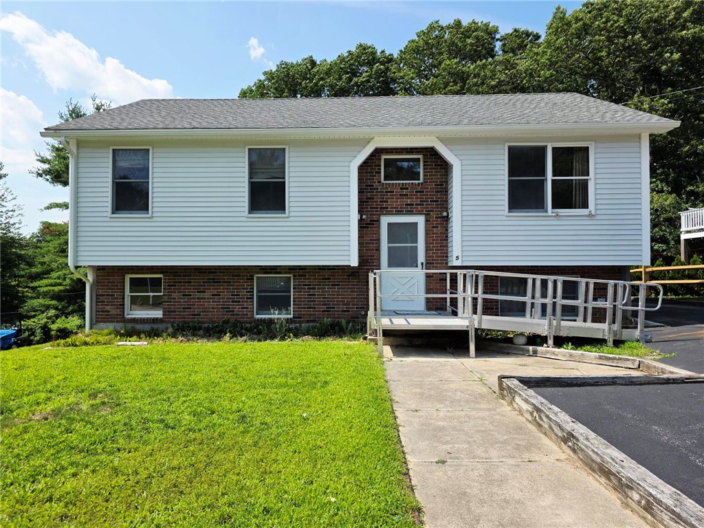 5 Brookview Court Westerly, RI 02891 - Photo 1 of 18 FRONT