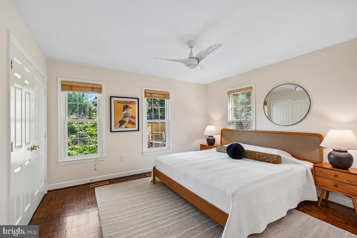 4607 MacArthur Boulevard Northwest, Unit B Washington, DC 20007 - Photo 20 of 31