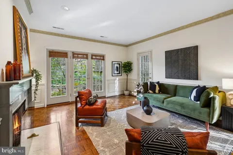 $795,000 | 4607 MacArthur Boulevard Northwest, Unit B, Washington, DC 20007